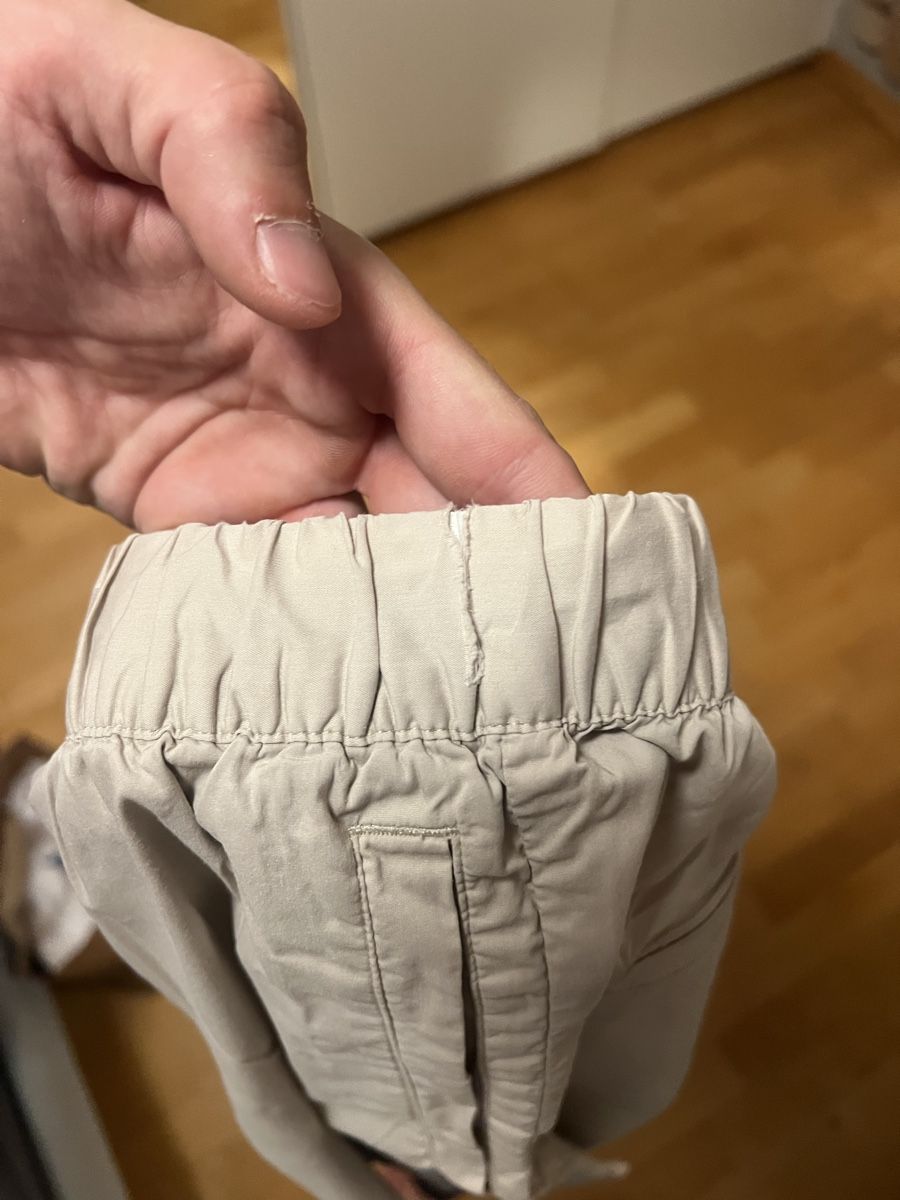 Cos Pantaloni: Short COS beige taille S – Usato da Villars-Ste-Croix venduto da Maaaat 3