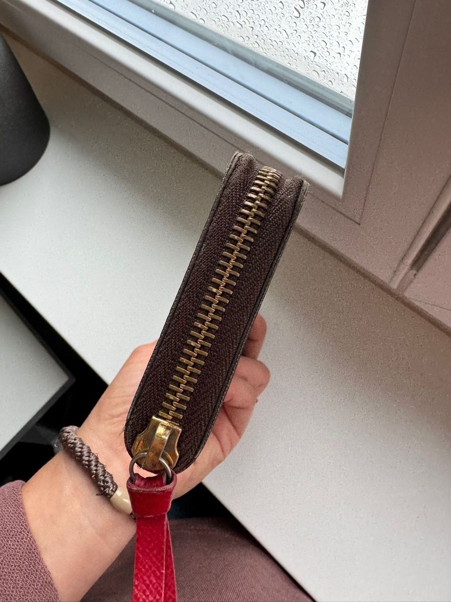 Louis Vuitton Portamonete: Louis Vuitton Zippy Wallet – Usato da Tagelswangen venduto da Fabiopiazzi 1