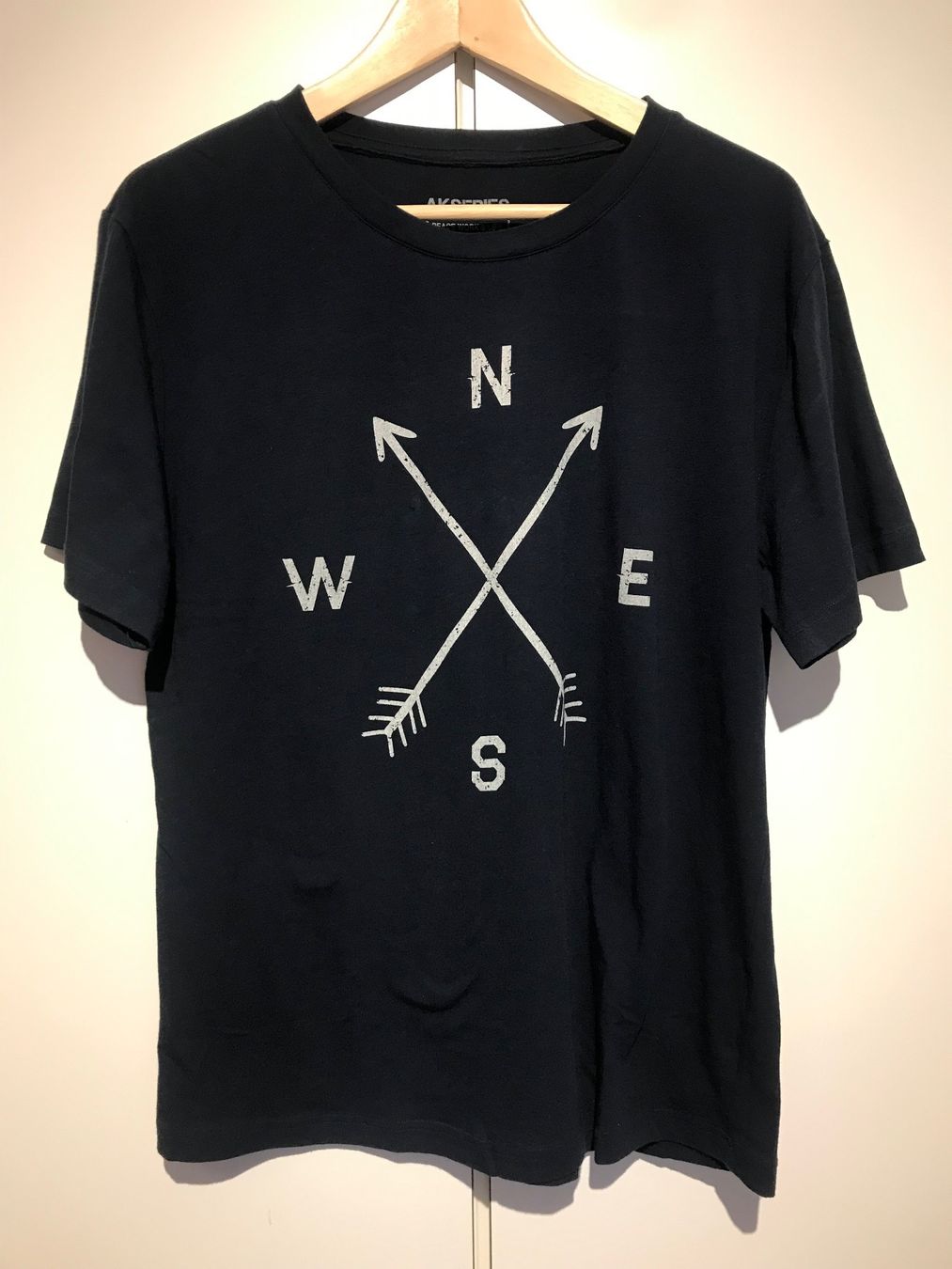 T-shirt: Akseries - T-Shirt - Gr L – Usato da Unteraegeri venduto da weber588