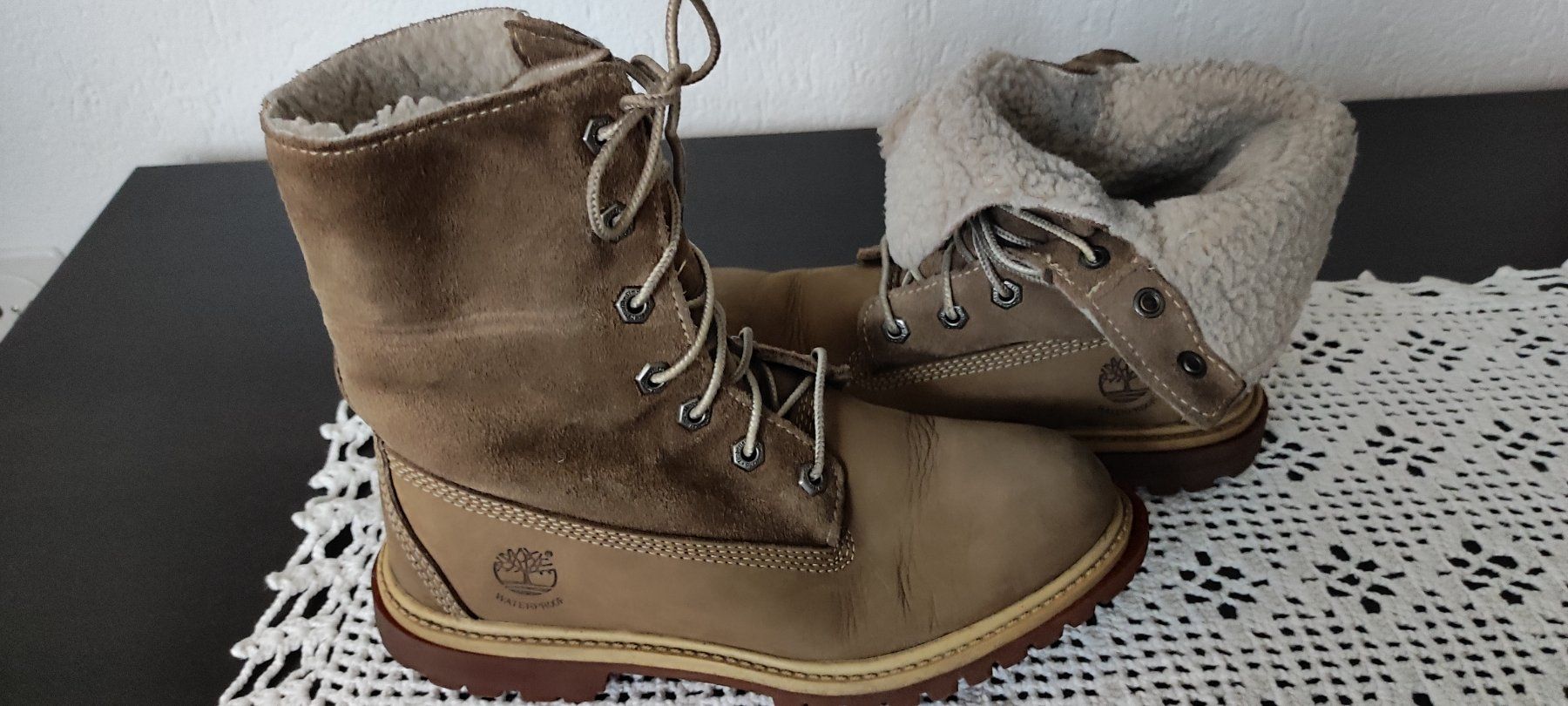 Timberland Scarpe da uomo: Timberland Boots Waterproof EU 37.5 US 6.5 – Usato da Massagno venduto da Doaxx