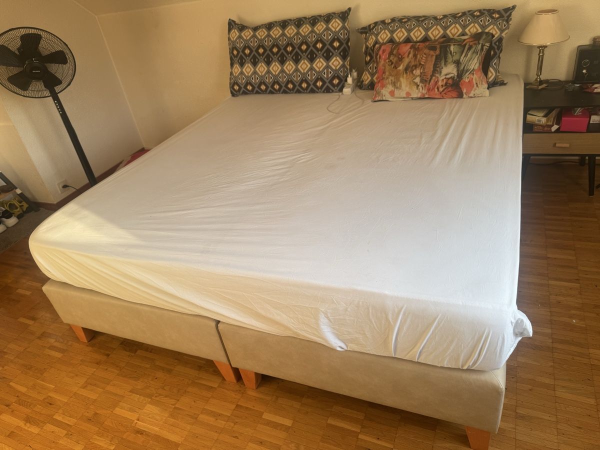 Betten: 1 Doppelbett very good condition  – Gebraucht aus Vitznau von man_cy6d 2