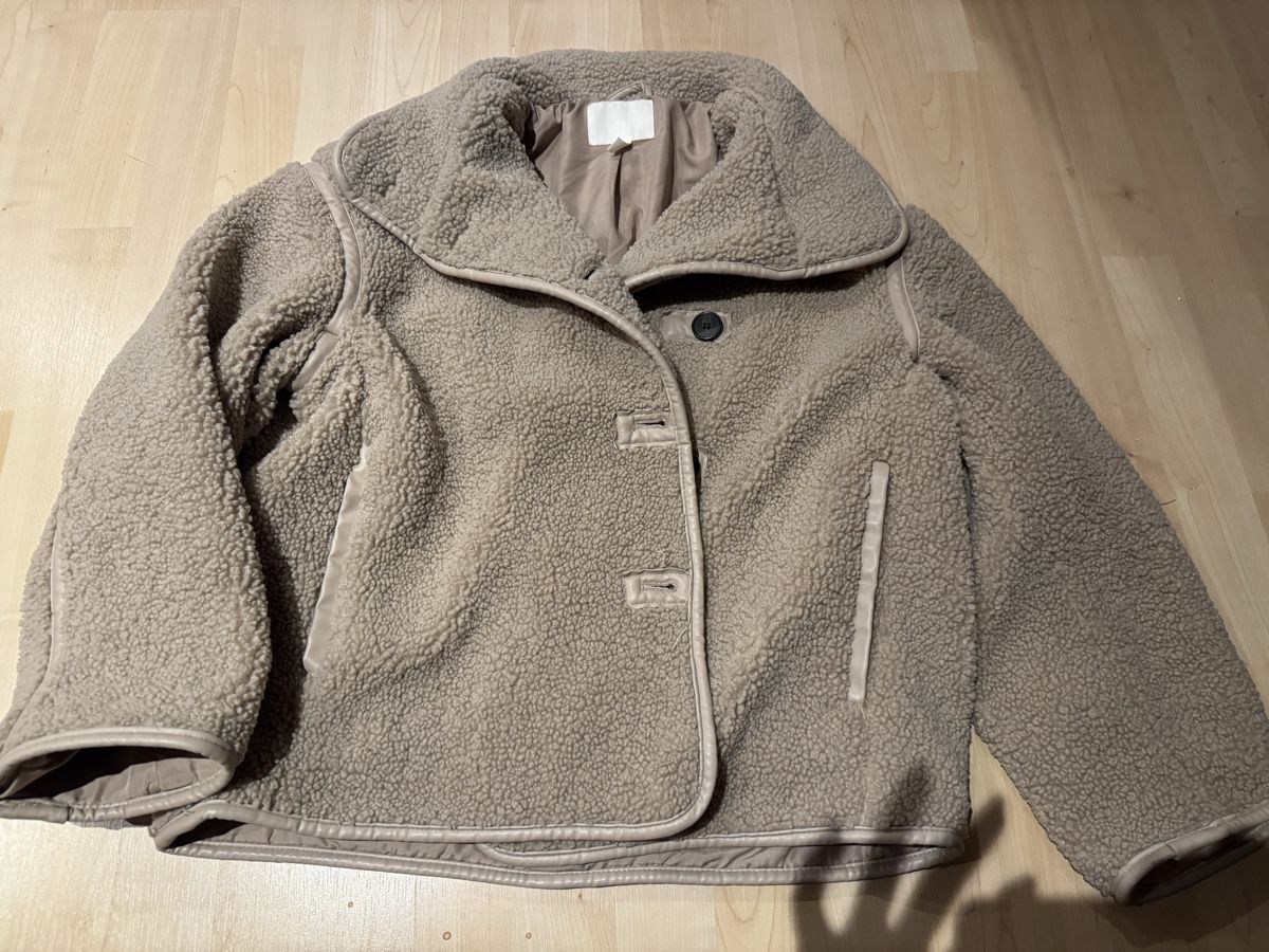 H&M Jacken: Warme Jacke, Teddyfell, Beige, Grösse XS – Neu (gemäss Beschreibung) aus Windisch von Shakira085 1