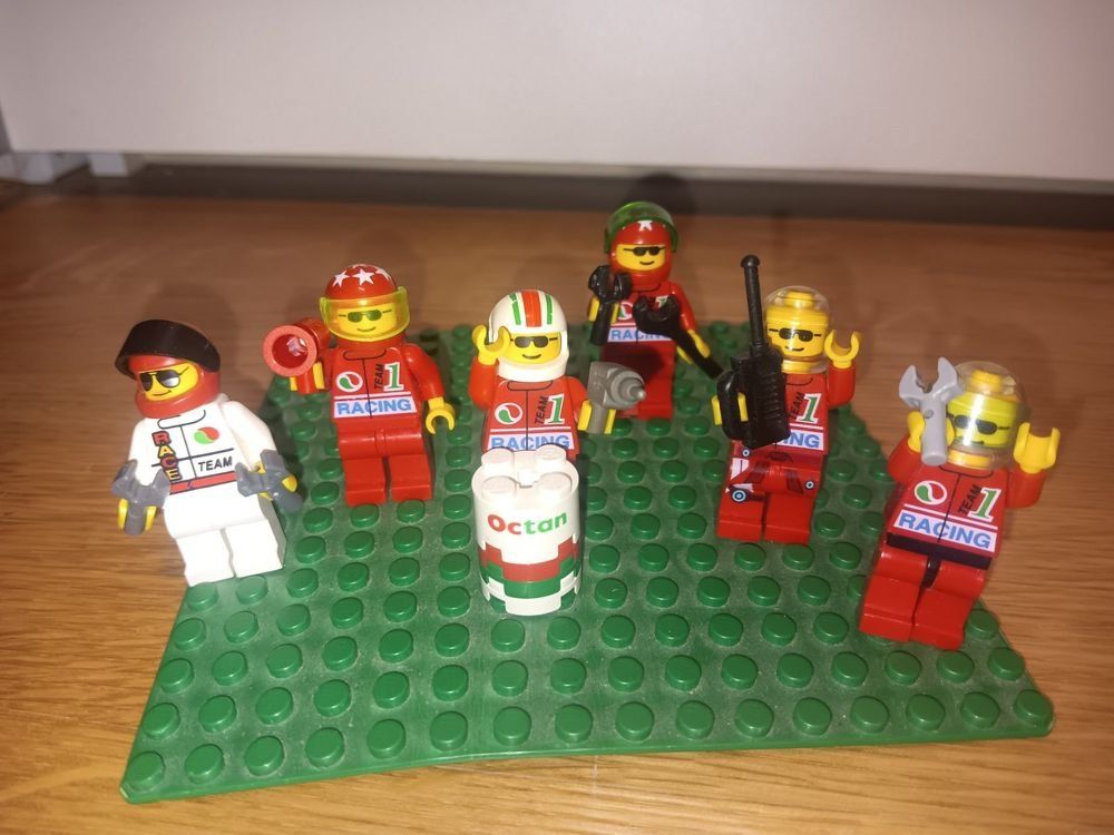 Lego Statuette: Lego Figuren Racing – Usato da Oftringen venduto da joa_bbm2 2