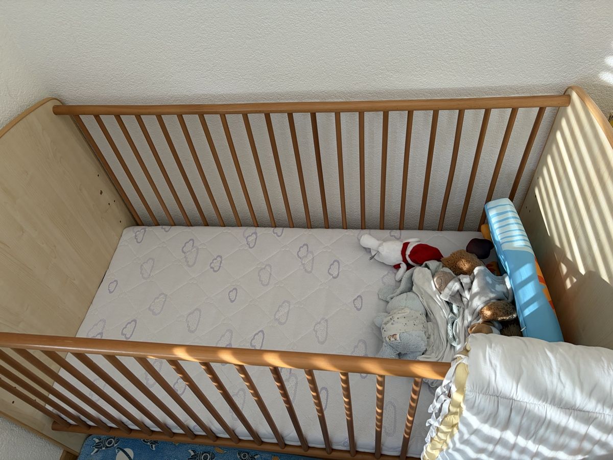 Betten: Kinderbett 70x 140cm und Matratze – Gebraucht aus Moosseedorf von ali_2c6z 1