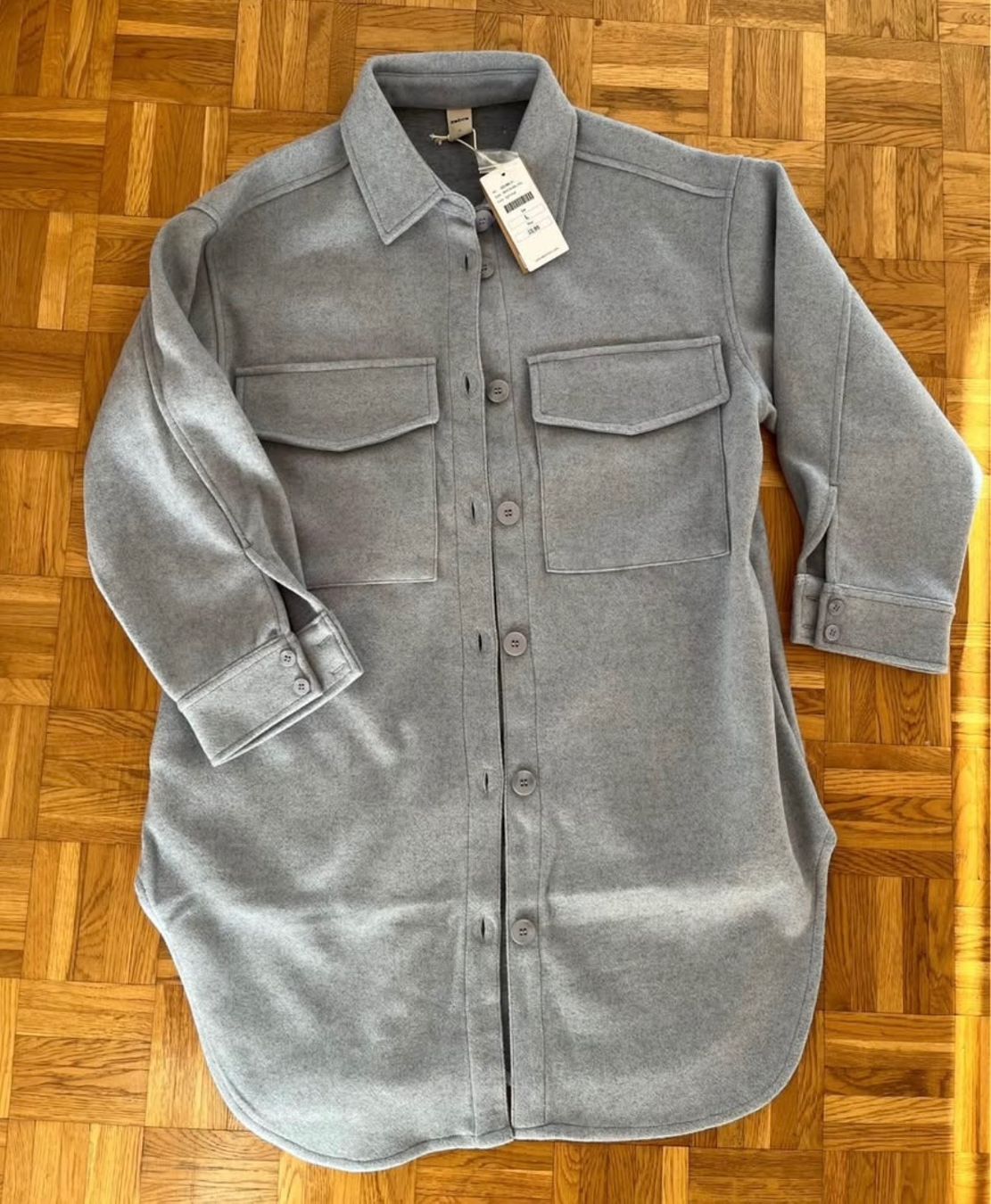 Giacche: Graue Jacke. Lange warme Hemdbluse – Usato da Oetwil an der limmat venduto da Sual 3