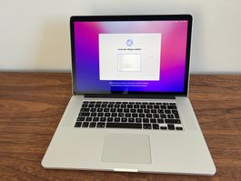 Apple MacBook Pro Retina 15" (2015) i7 | 16 GB RAM | 256 GB