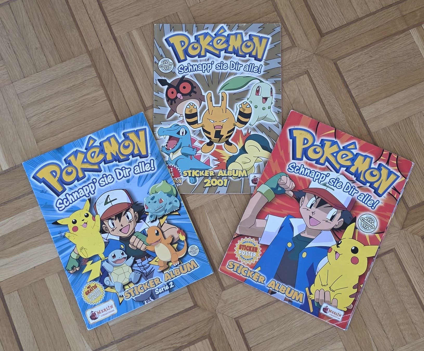 Pokémon Carte collezionabili: 3 x Pokemon Stickeralbum – Usato da Goldswil venduto da downie84
