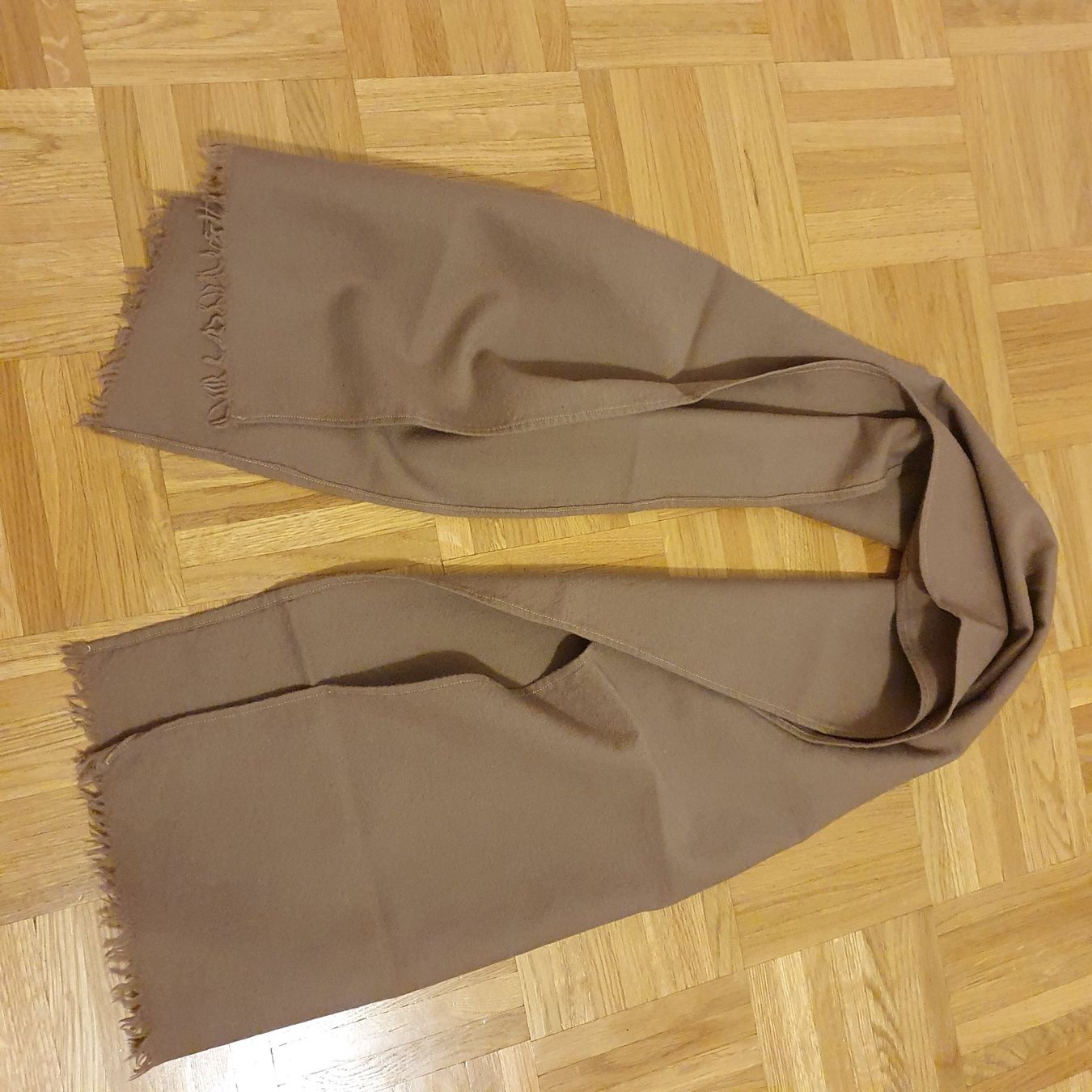 Foulard & Sciarpe: Écharpes unisexe – Usato da Prilly venduto da RoDyRe