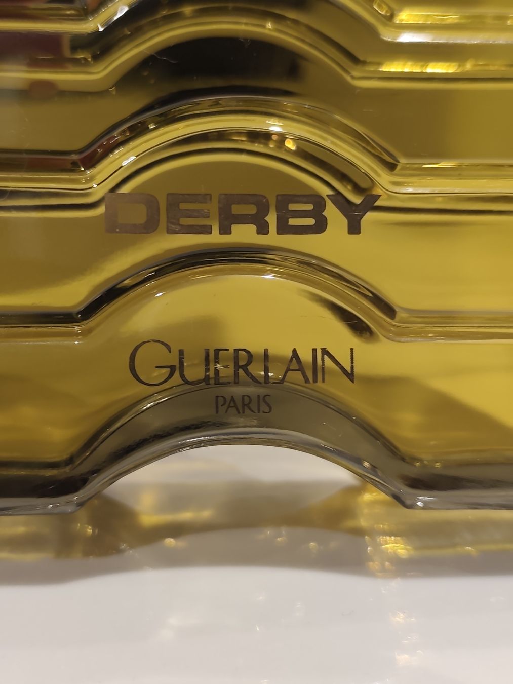 Guerlain Flacons: Parfume Guerlain flacon factice – Gebraucht aus Männedorf von Ursik_OnlineShop 1