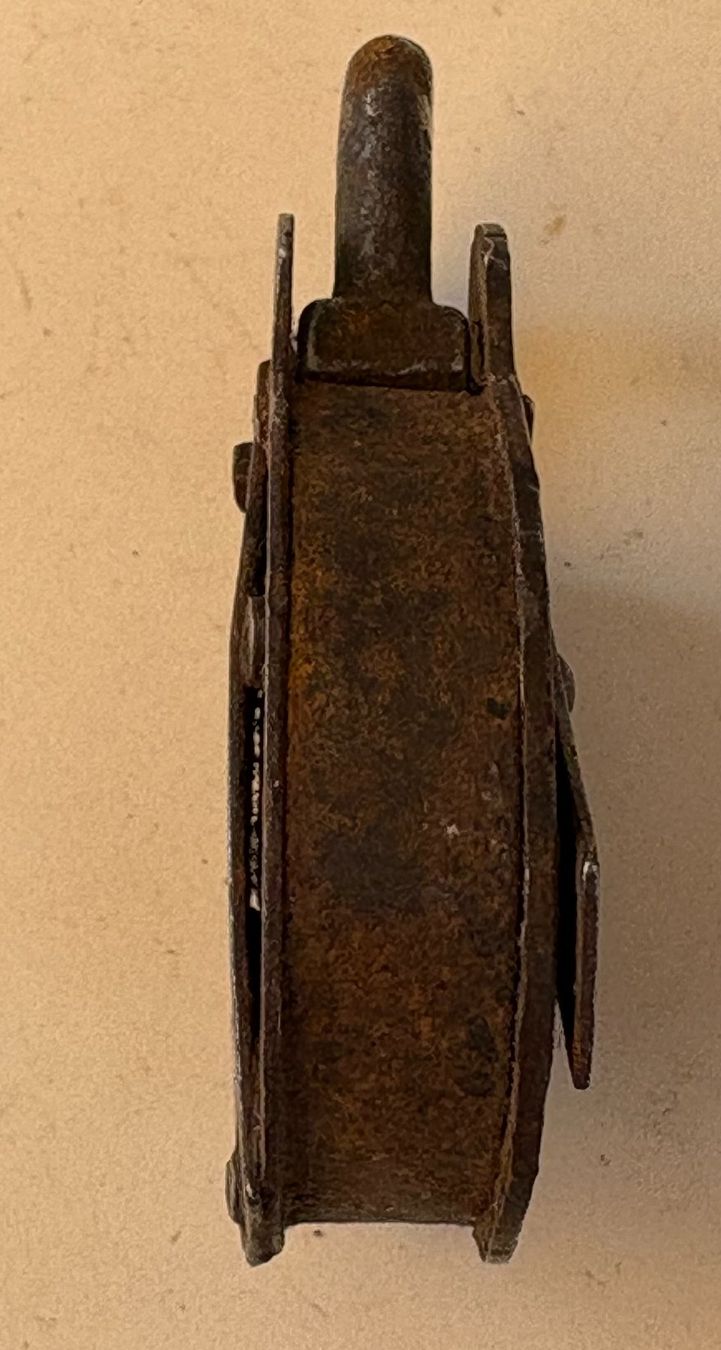 Cadenas: ANTIKES VORHÄNGESCHLOSS – Défectueux à Ostermundigen par wini63 1