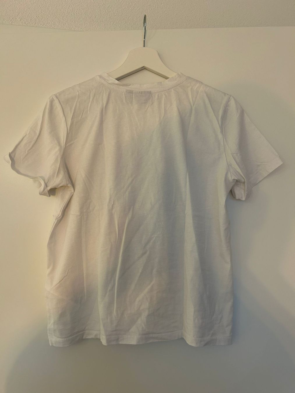 T-Shirts: Weisses T-Shirt mit Print, Grösse S – Neu (gemäss Beschreibung) aus Dietikon von mel_djf9 1