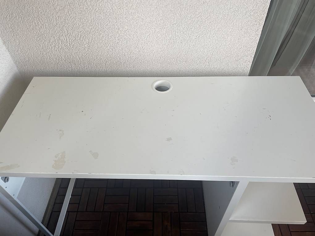 Scrivanie: Bureau IKEA – Usato da Lausanne venduto da tes_6r2k