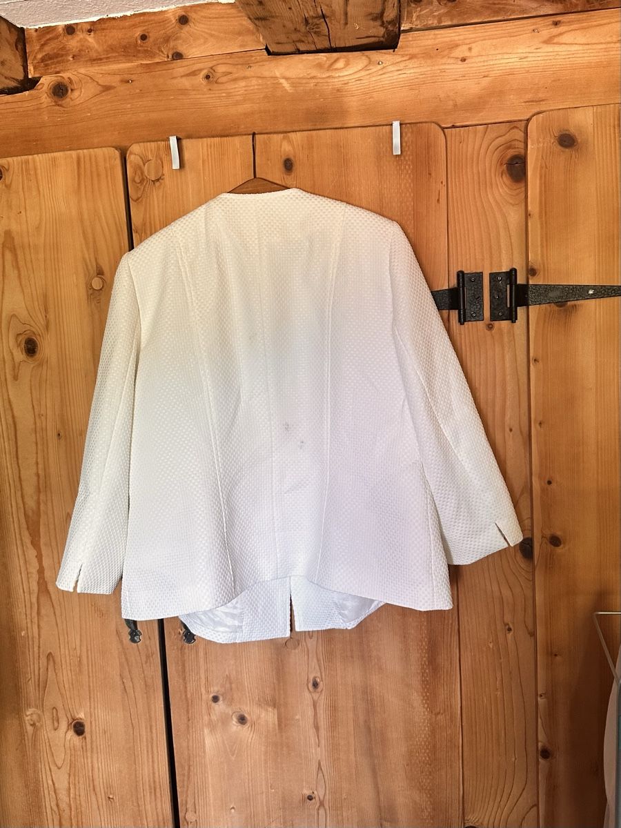 Giacche: Veste de costume Kasper, taille S – Usato da Vésenaz venduto da Silouane 1