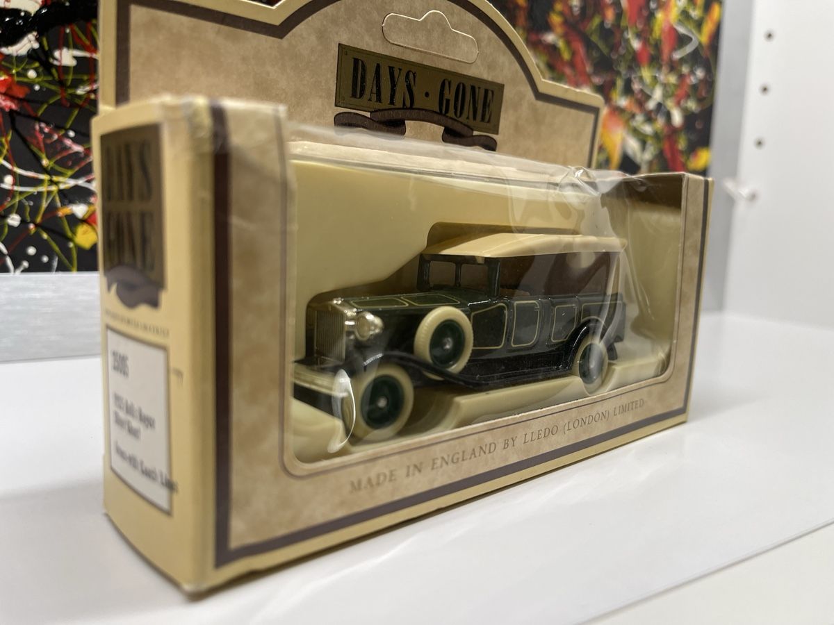 Modellini d'auto: Rolls Royce Silver Ghost 1925 - Days Gone, Lledo, Top! – Nuovo e nell'imballaggio originale da Siebnen venduto da speedy63 2