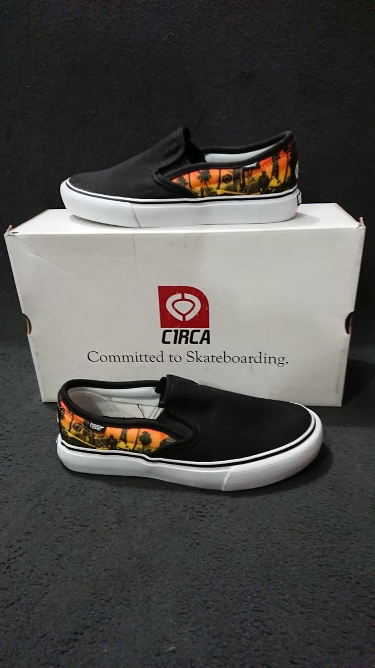 Scarpe da uomo: CIRCA SLIP ON  GR.38/25.2CM AB 40CHF STATT 89 CHF – Nuovo (secondo la descrizione) da Zürich venduto da LIQUIDATOR.CP