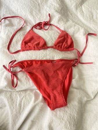 Bikini Pink