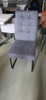 Stuhl neu Pro Stk, 60chf.