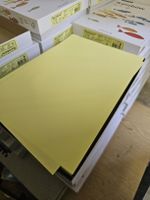 16'000 Blatt hellgelbes A4-Papier