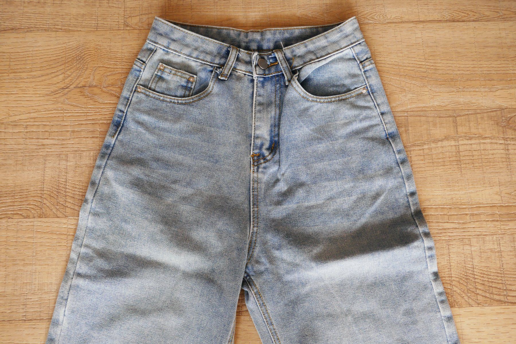 Pantaloni: Jeans hellblau, Gr. S – Usato da Port venduto da uzuku 2