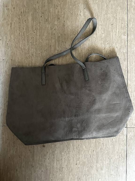 Sacs femmes: Div. Lederhandtaschen – D'occasion à Steffisburg par bar_f95z 1