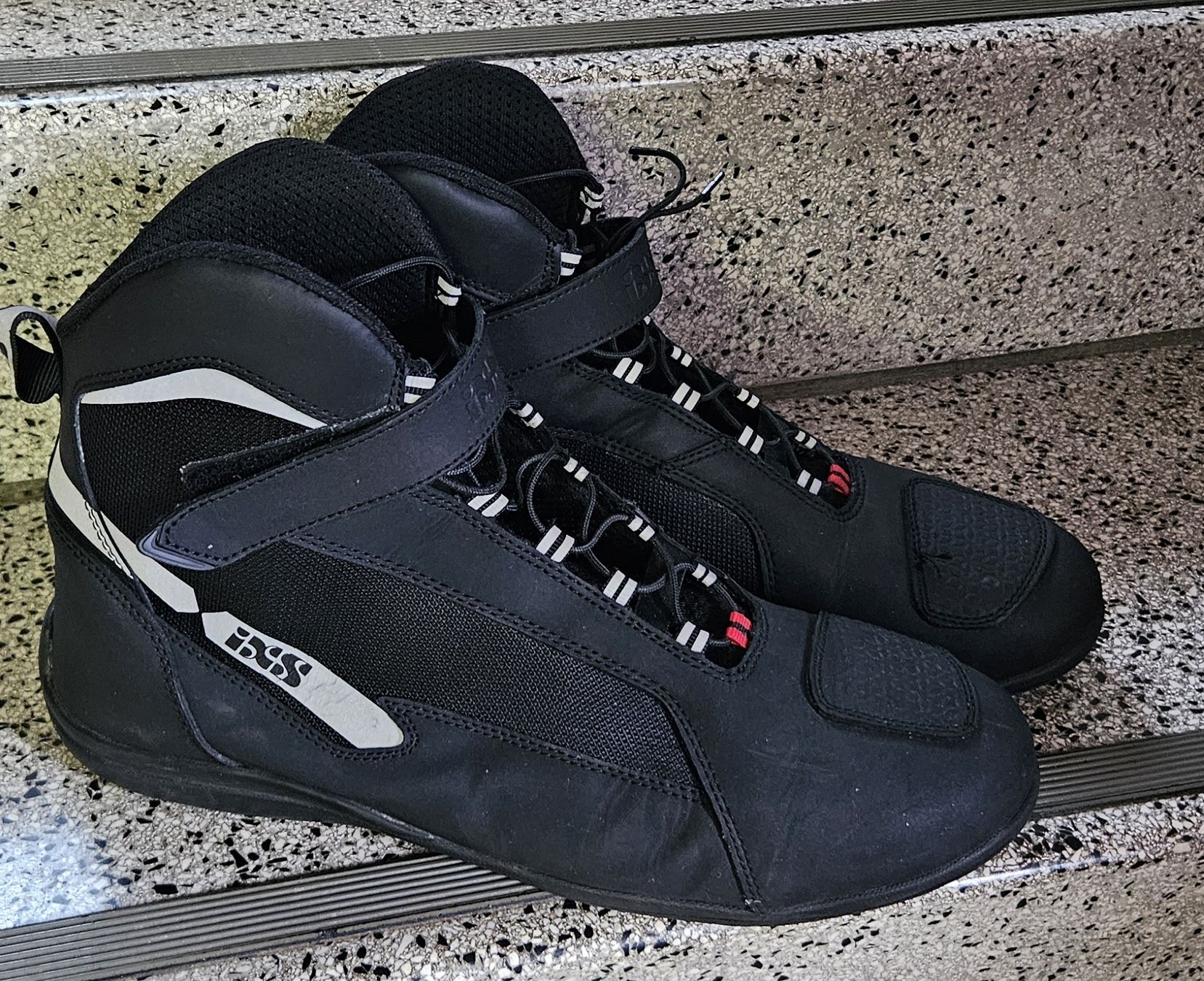 IXS Scarpe da uomo: Motorradschuhe Sommer IXS – Usato da Buochs venduto da buochser6
