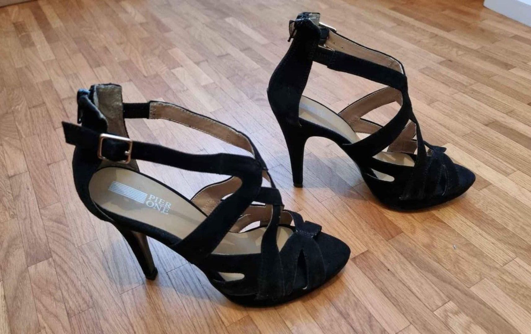 Scarpe da donna: Talons noirs élégants Pier One, taille 39 – Usato da Dompierre FR venduto da nono1296 1