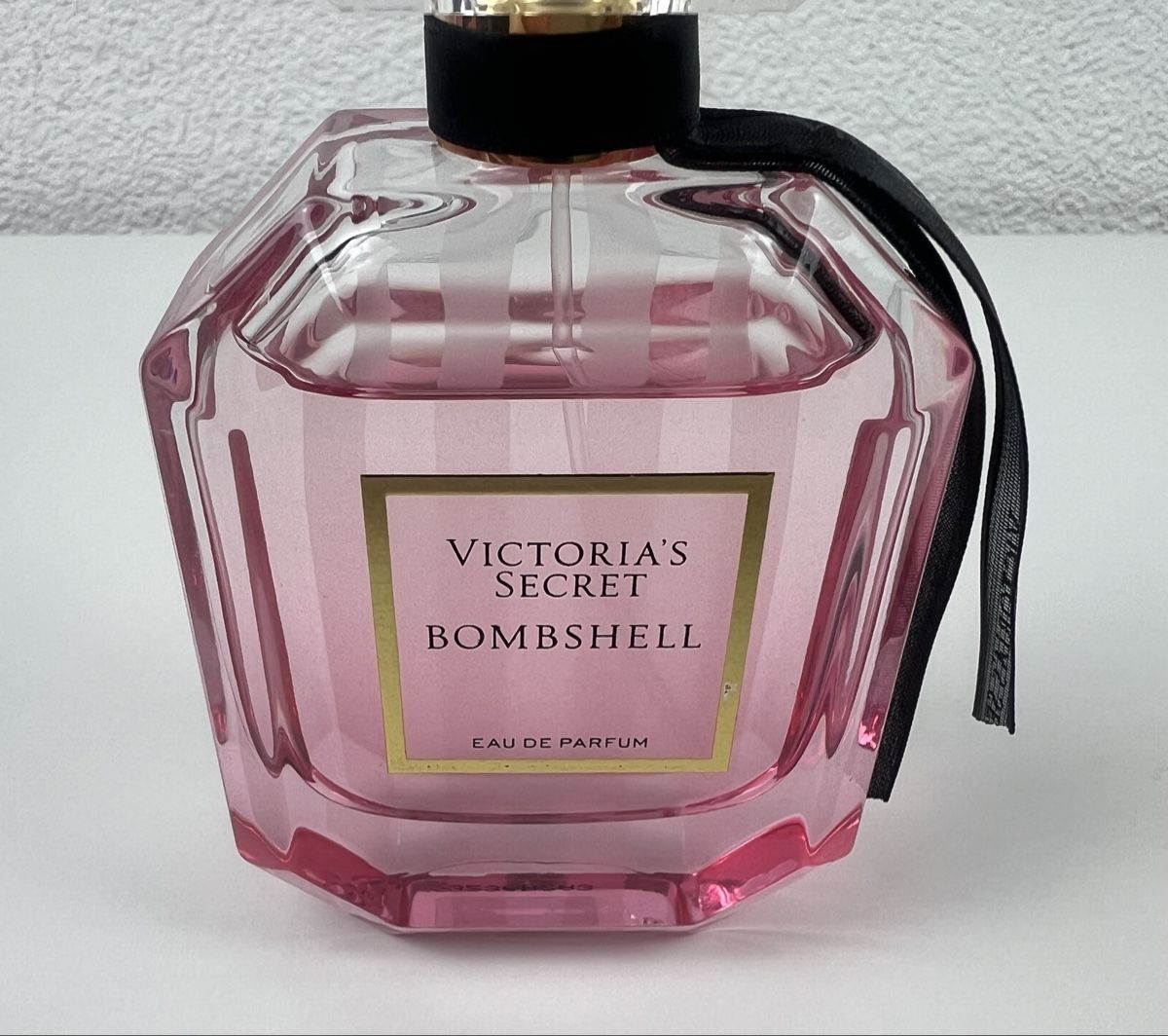 Victoria's Secret Profumi & Eau de Toilette: Victoria‘s Secret Bombshell Eau de Parfum 50ml – Usato da Stein am Rhein venduto da Moons_of_Saturn 3