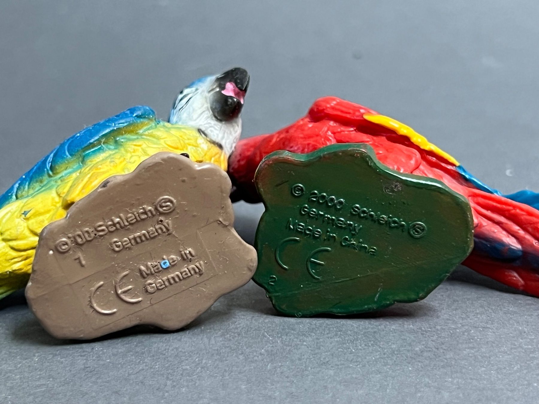 Schleich Figuren: 2 Schleich Papageien Papagei Ara – Gebraucht aus Ennetbaden von mapa05 9