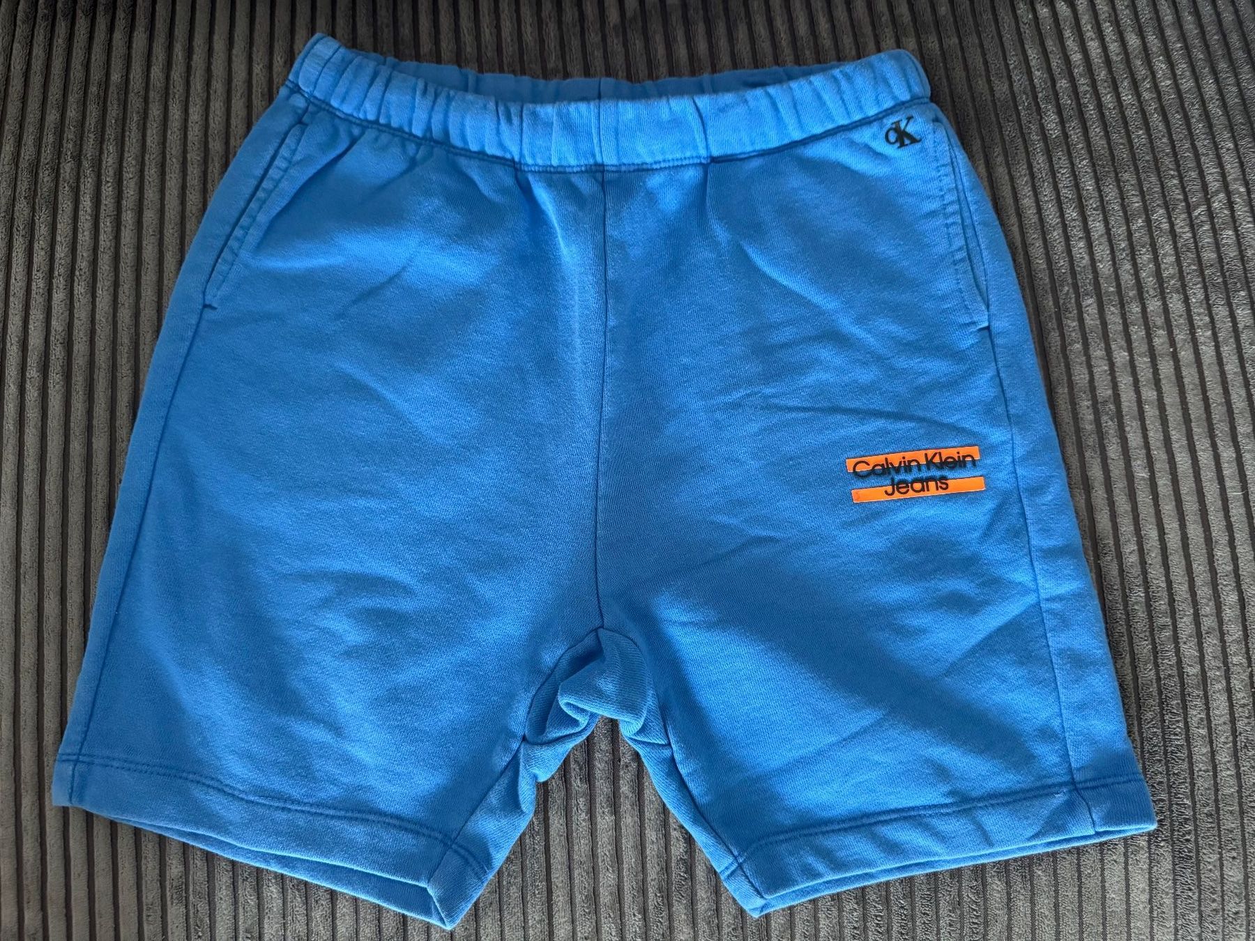 Calvin Klein Pantaloni: Short Calvin Klein , bleu, taille 10 ans – Usato da Chatelaine venduto da lae_7h8n