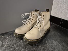 Dr. Martens Stiefel, hellbeige, Grösse 38, neu & ungetragen!