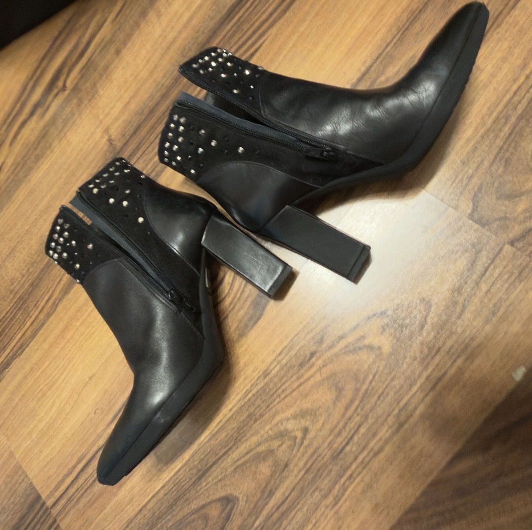 Moschino Scarpe da donna: Moschino Stiefel Grösse 38 – Nuovo (secondo la descrizione) da Oberhof venduto da RealStone 3