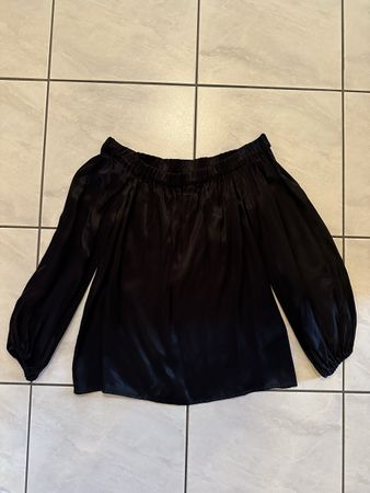 Schulterfreies H&M Oberteil, Grösse 34, Schwarz, Viscose, Ne