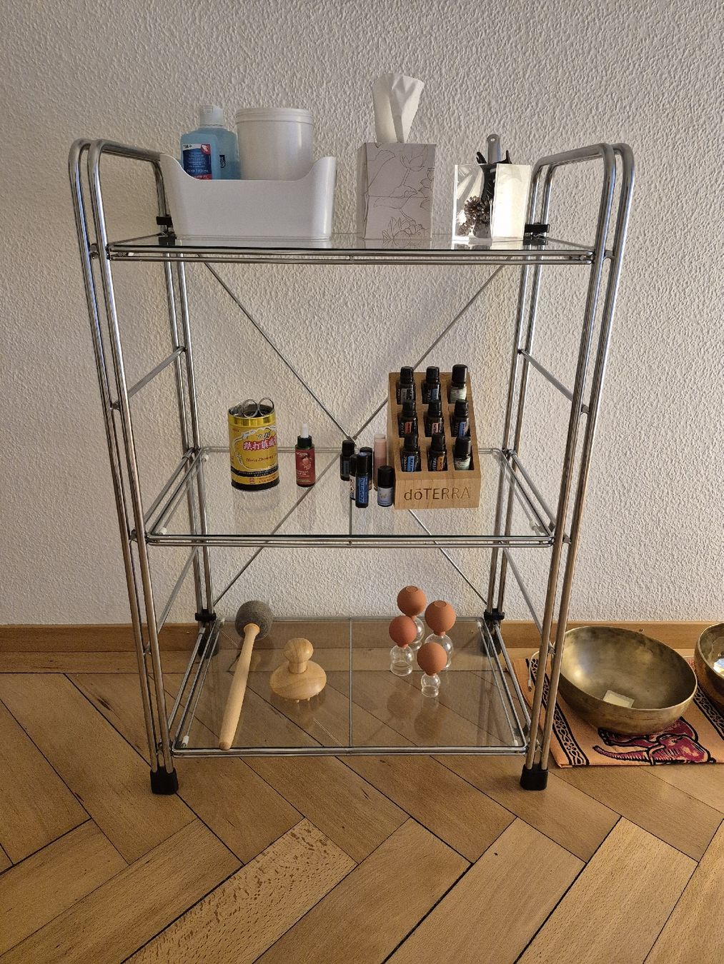 Scaffali: Desinger Glasgestelle – Usato da Zürich venduto da BEFIT83