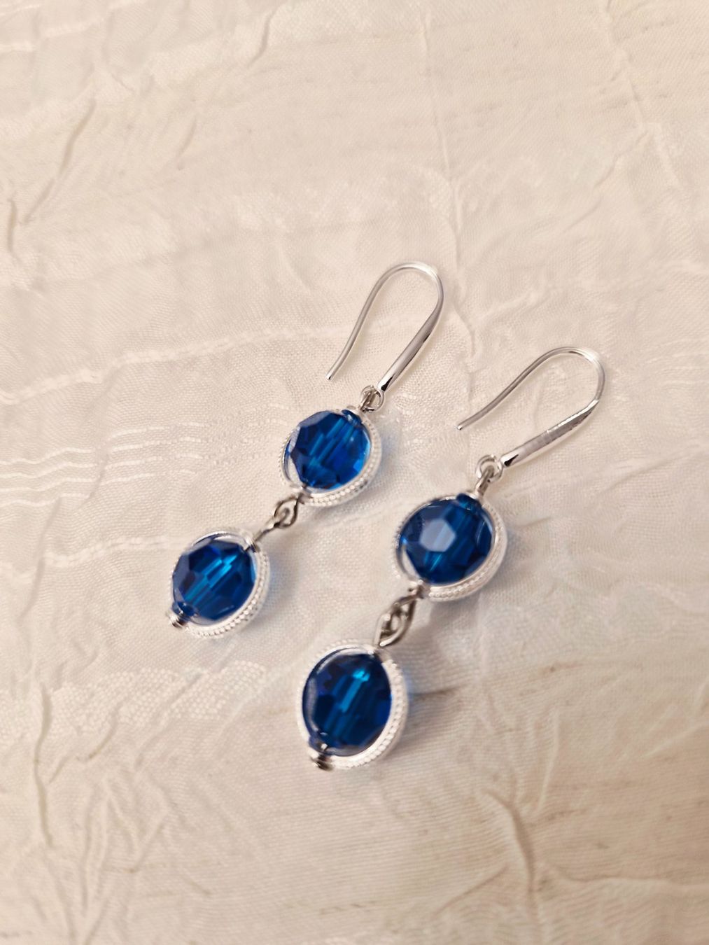 Ohrringe & -stecker: Ohrringe aus Swarovski Perlen  Capri blue – Neu (gemäss Beschreibung) aus Dietikon von Eleda 1