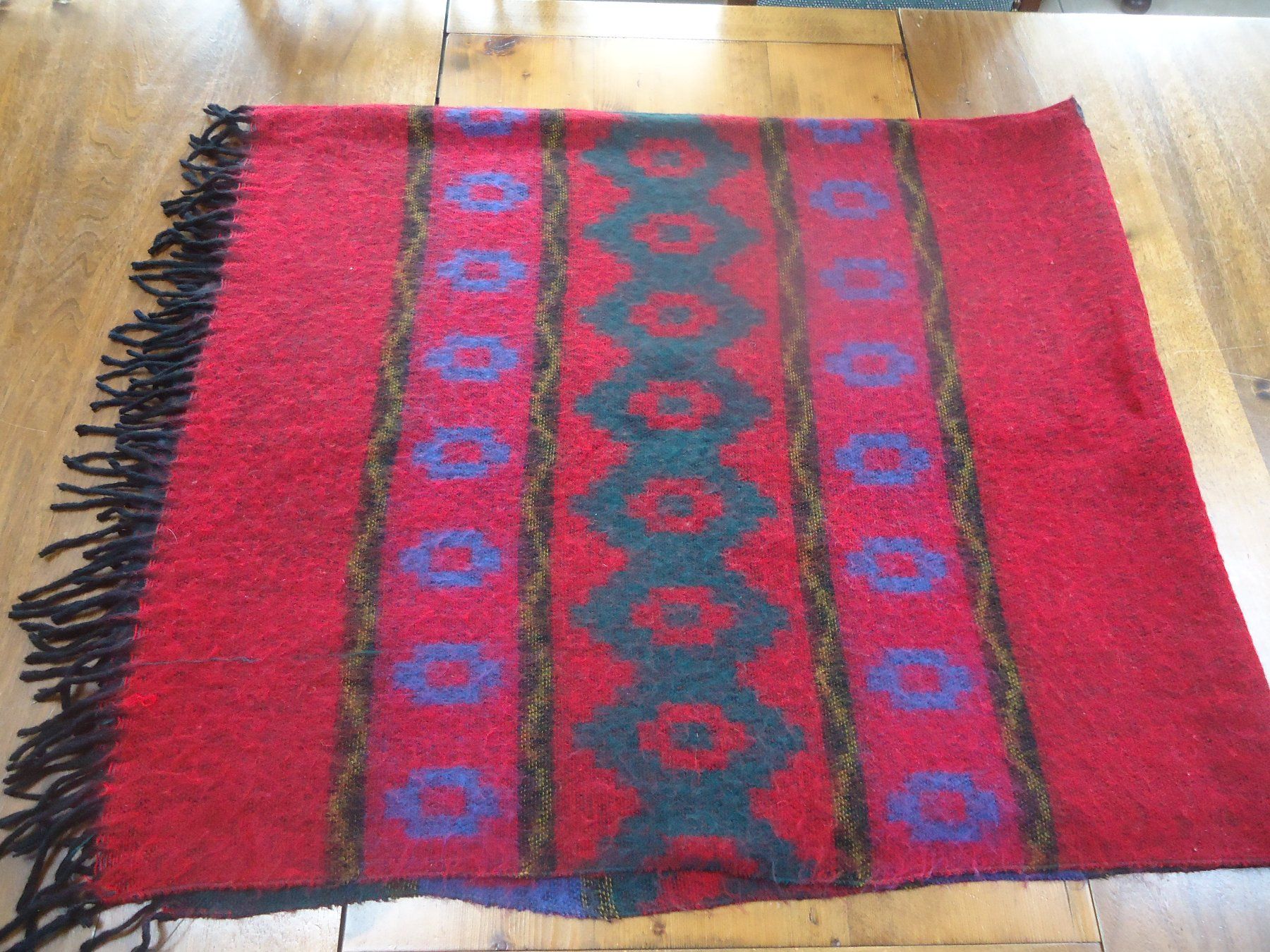 Foulard & Sciarpe: Grande écharpe - Poncho femme – Usato da Vessy venduto da mafabe 2