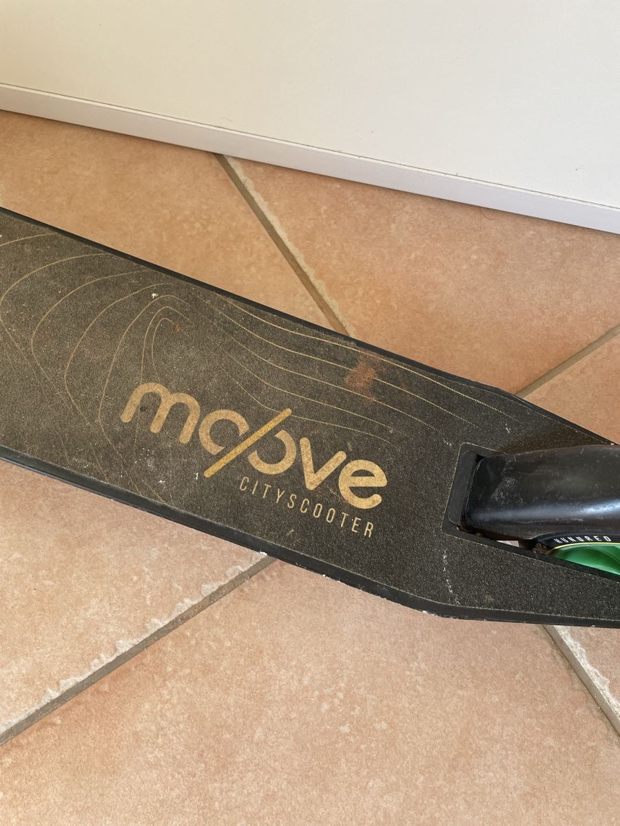 Kickboard: Trottinette Moove – Usato da Bern venduto da calana80 1