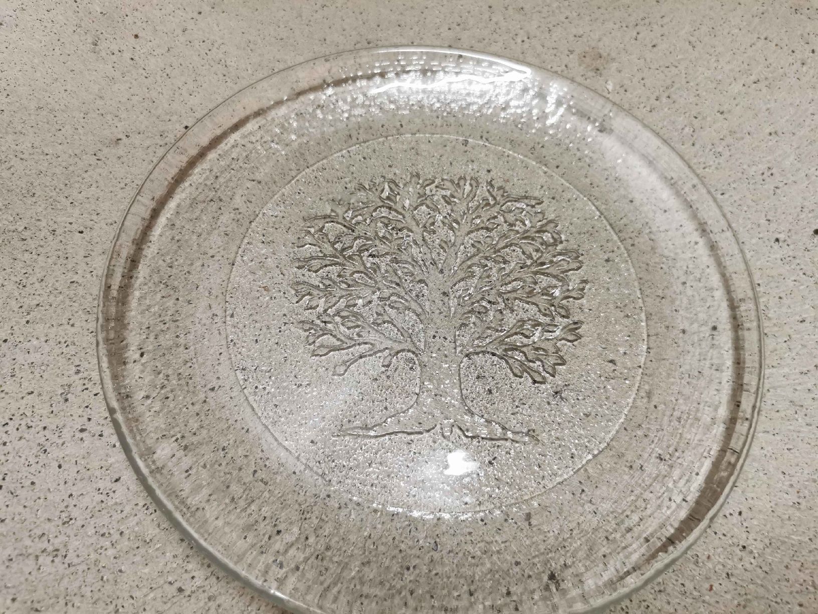 Piatti di portata: Schöne Glasplatte mit Baum Motiv – Usato da Wohlen AG venduto da Mica1