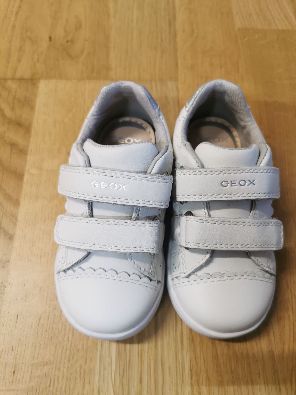 Geox Schuhe für Mädchen: Geox Kinderschuhe – Neu und originalverpackt aus Bad Ragaz von AKahlon
