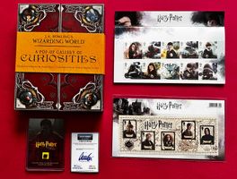 HARRY POTTER Buch Briefmarken ORIGINAL Filmrequisite