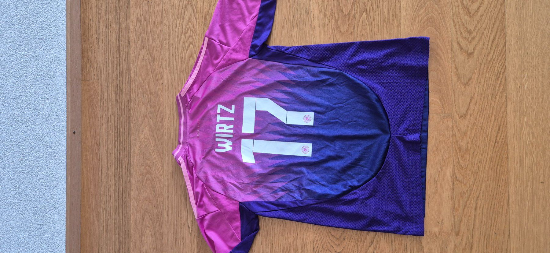 Adidas Scarpe, pantaloni & magliette da ginnastica: Maillot foot – Usato da Lausanne venduto da malimar3 1