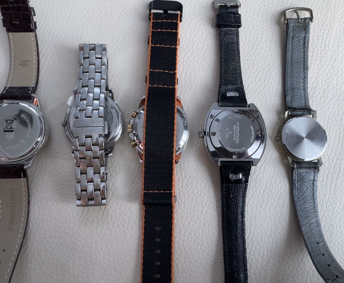 Tissot Montres: 6 montres quartz – D'occasion à Posieux par Angeles82 5