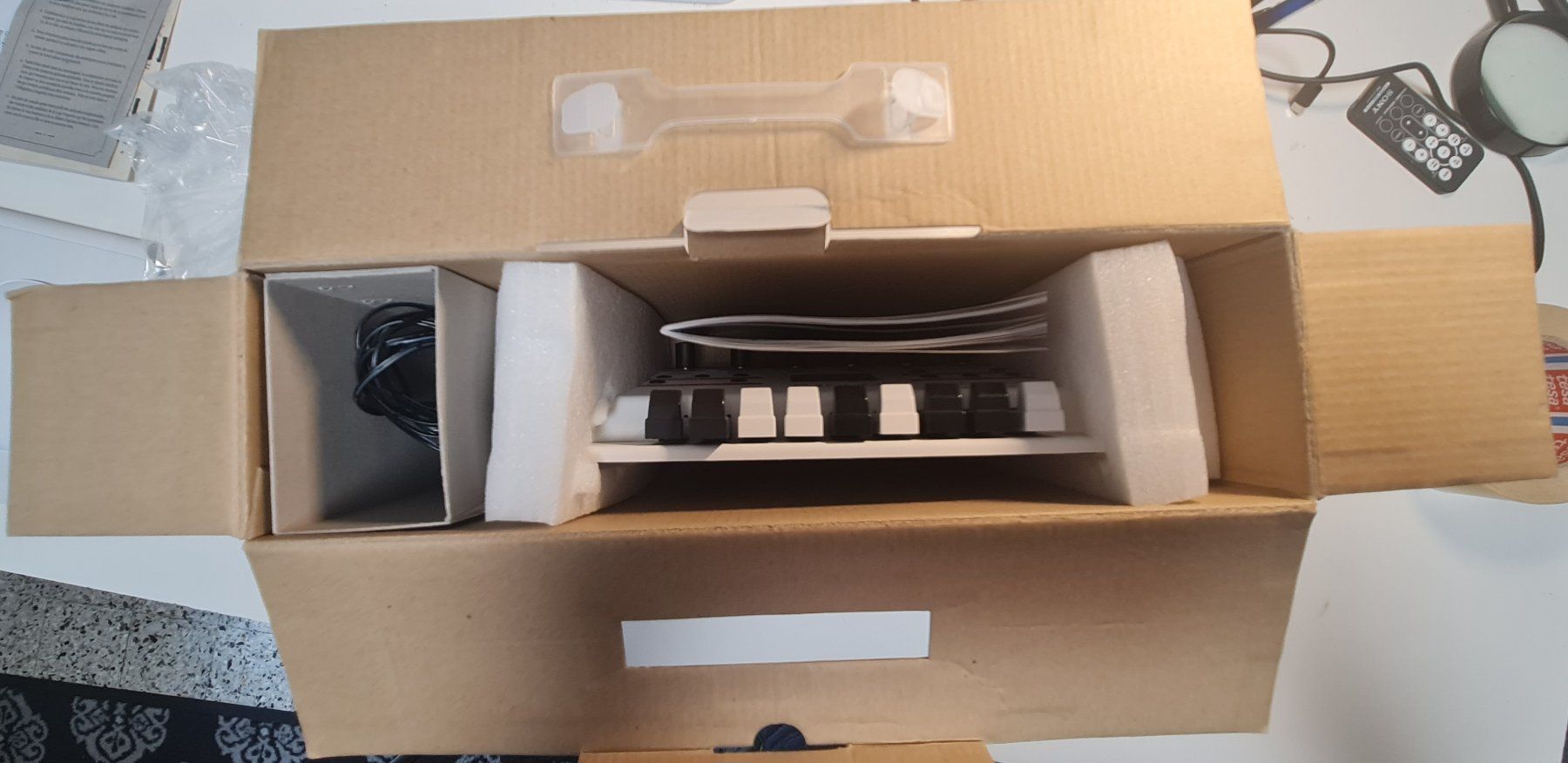 Strumenti musicali: Ferrofish B4000+ Authentic Sound Box II avec tirettes – Usato da Martigny venduto da denis.fournier 6