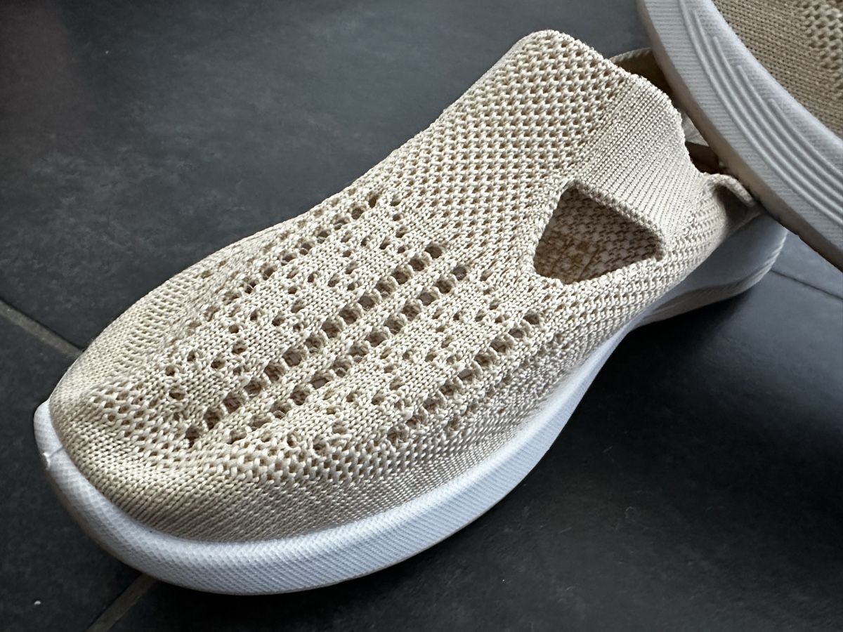 Chaussures femmes: Damenschuhe/ Schlupfschuhe Gr. 41 – Neuf avec emballage d'origine à Zürich par isa_yzc7 1