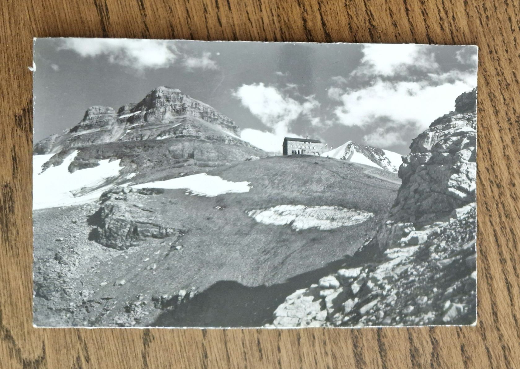 Cartoline postali: SAC Blüemlisalphütte – Usato da Ebikon venduto da Donar50