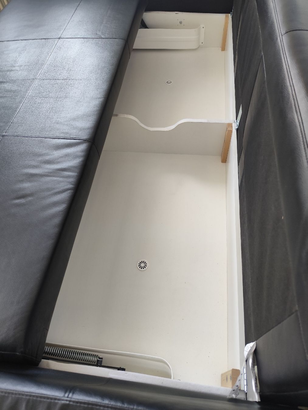 Ikea Divani: Ikea FRIHETEN Bettsofa ab 1.- – Usato da Allschwil venduto da Karsti 3