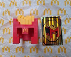 McDonald's Pommes Pixel Sammelfigur FRY HELMET+ Gamecode🍟