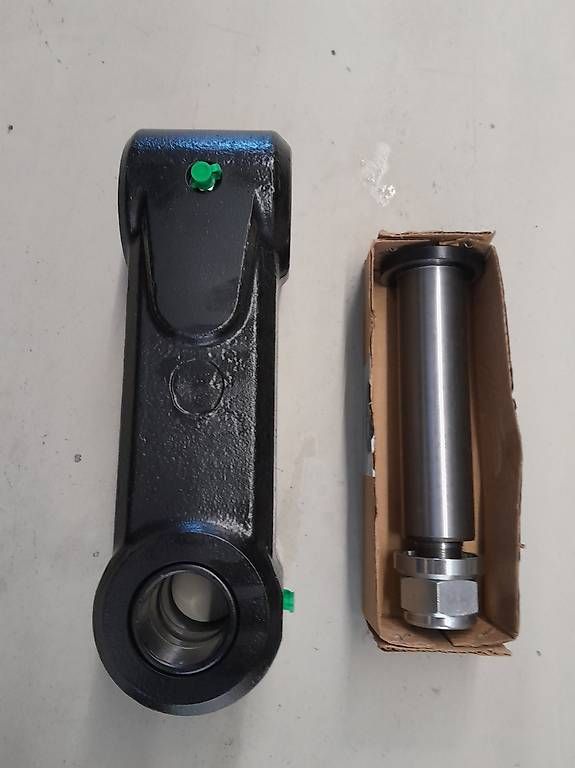 Pinze: Pendelgelenk mit 45mm Bolzen – Nuovo (secondo la descrizione) da Haslen AI venduto da Wildtech