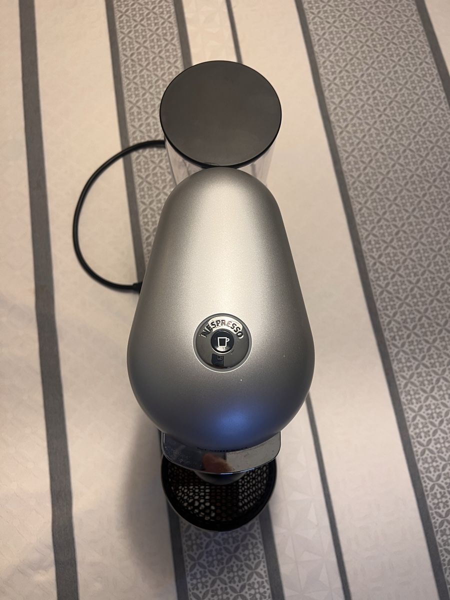 Nespresso Kaffeemaschinen & Espressomaschinen: NESPRESSO Macchina da caffè VERTUO PLUS, usata poco – Gebraucht aus Paradiso von dce_29dc 3