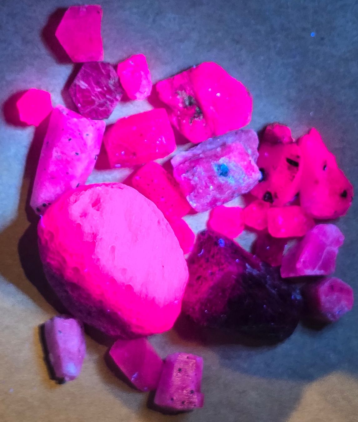 Pierres précieuses: 150,2 ct Rubis bruts 23 pcs – D'occasion à Carouge GE par Crystal_Energy 1