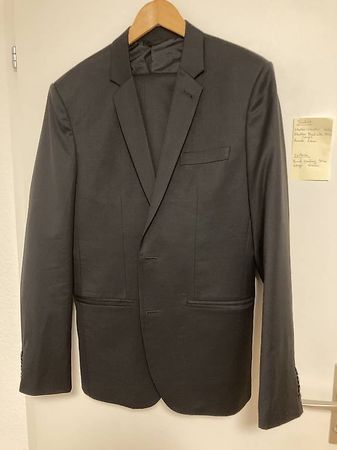 Anzug Herren neuwertig, schwarz: 1 Jacket, 2 Hosen